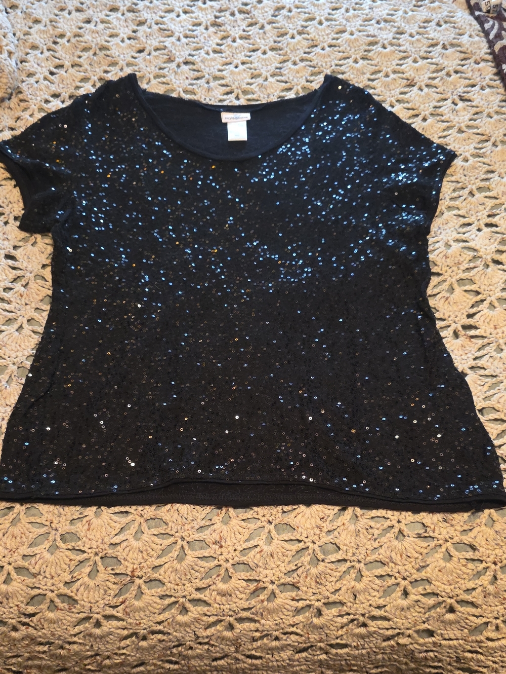Jaclyn Smith Black Sequin Short Sleeve Top